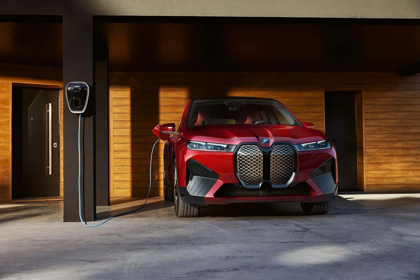 BMW iX Charging