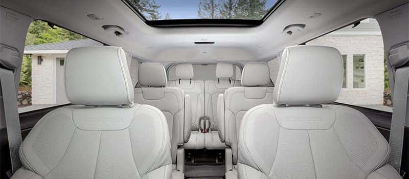 2023 Grand Cherokee Interior