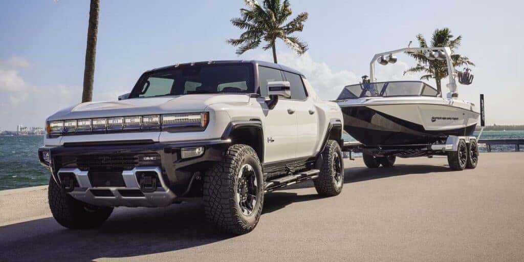 Hummer EV Pickup vs. Hummer EV SUV: Performance