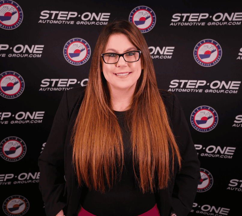 Amanda Headshot