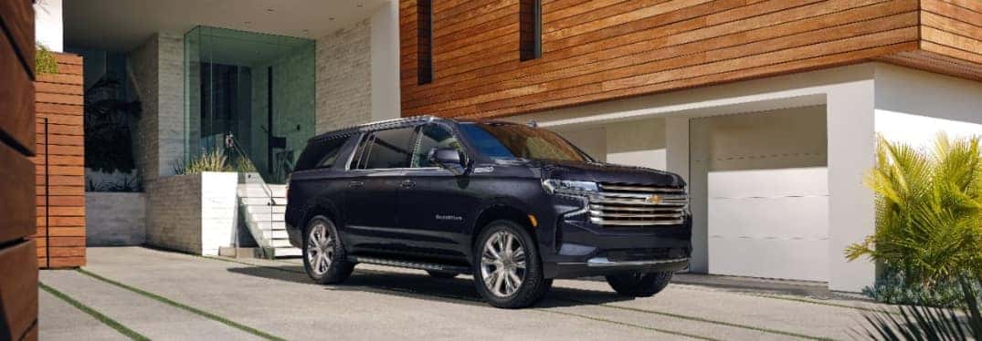 Diagonal View of 2023 Chevrolet Suburban