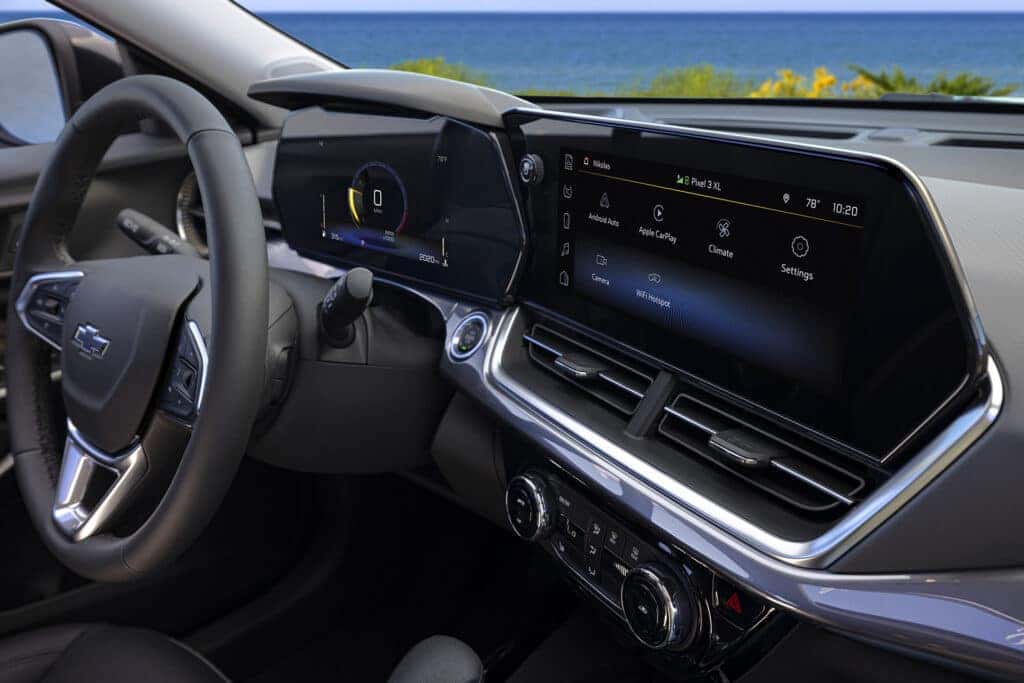 View of infotainment screen in Chevrolet Trax ACTIV with Jet Black with Artemis Accents Interior. Pre-production model shown. Actual production model may vary. Available in spring 2023. Cacti Green exterior color late availability.
