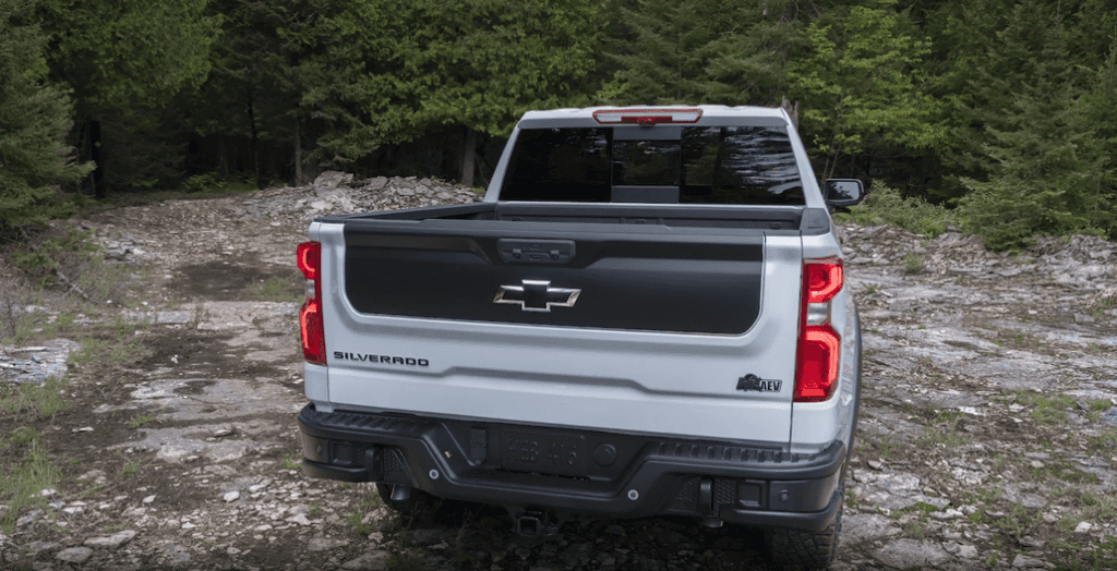 Chevrolet Silverado 1500 Multi-Flex Tailgate Fully Closed