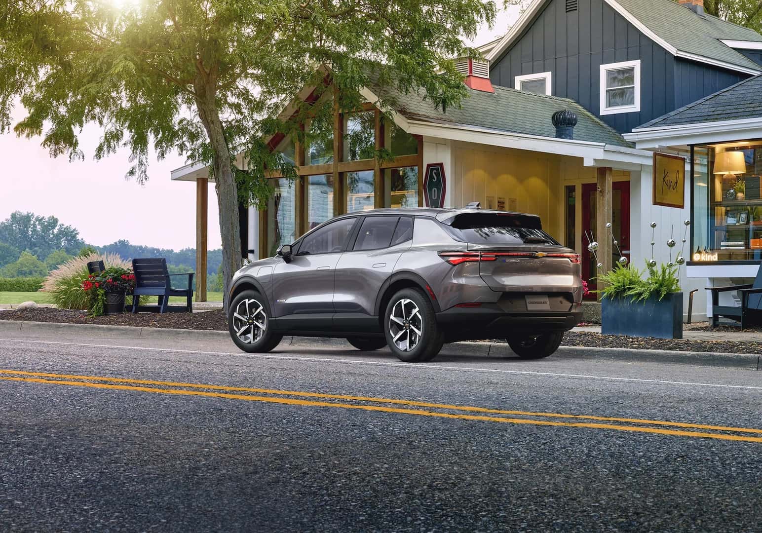 2025 Chevrolet Equinox EV Rear Side View