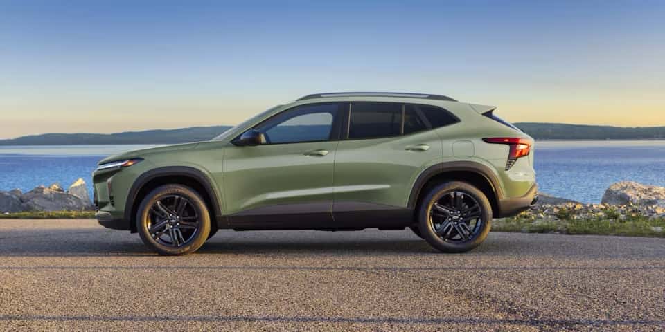 2025 Chevrolet Trax Side View