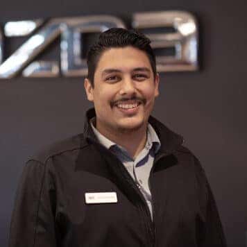 Junior  Gonzalez 