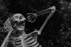 A screaming skeleton