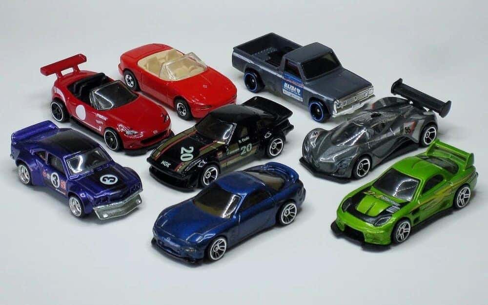 Multicolor hot wheels toys
