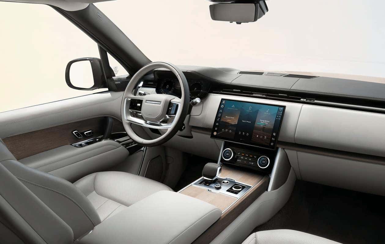 Range Rover Interior | Land Rover Hanover | Hanover, MA
