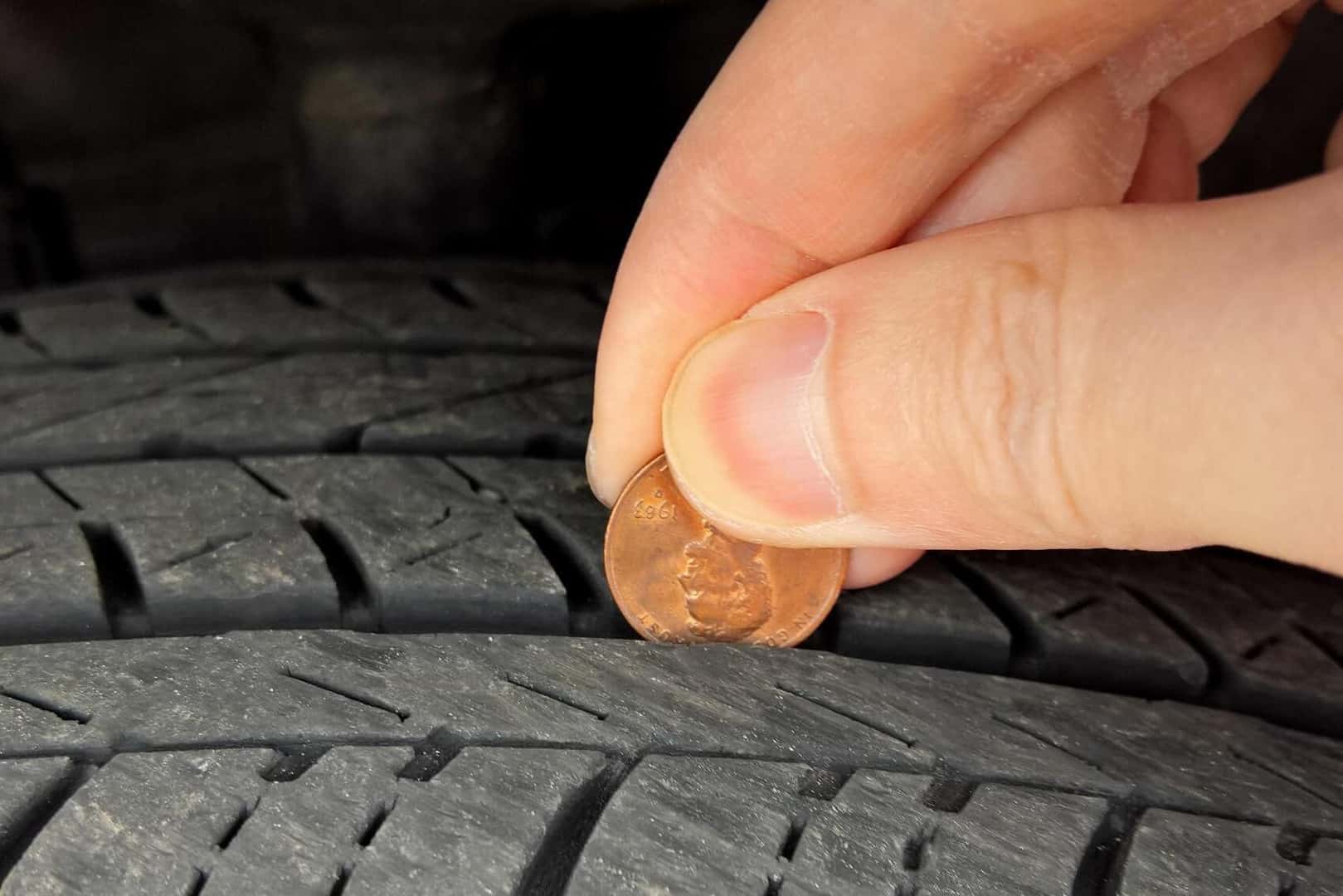 How to Check Your Tire Pressure Land Rover Rockland