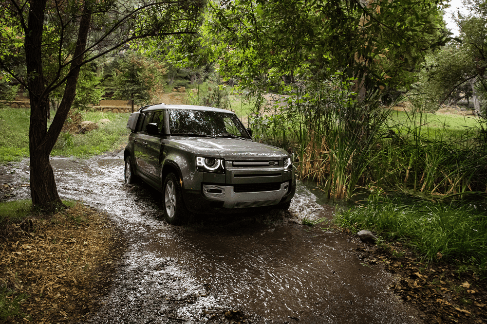 Land Rover Defender Off-Road