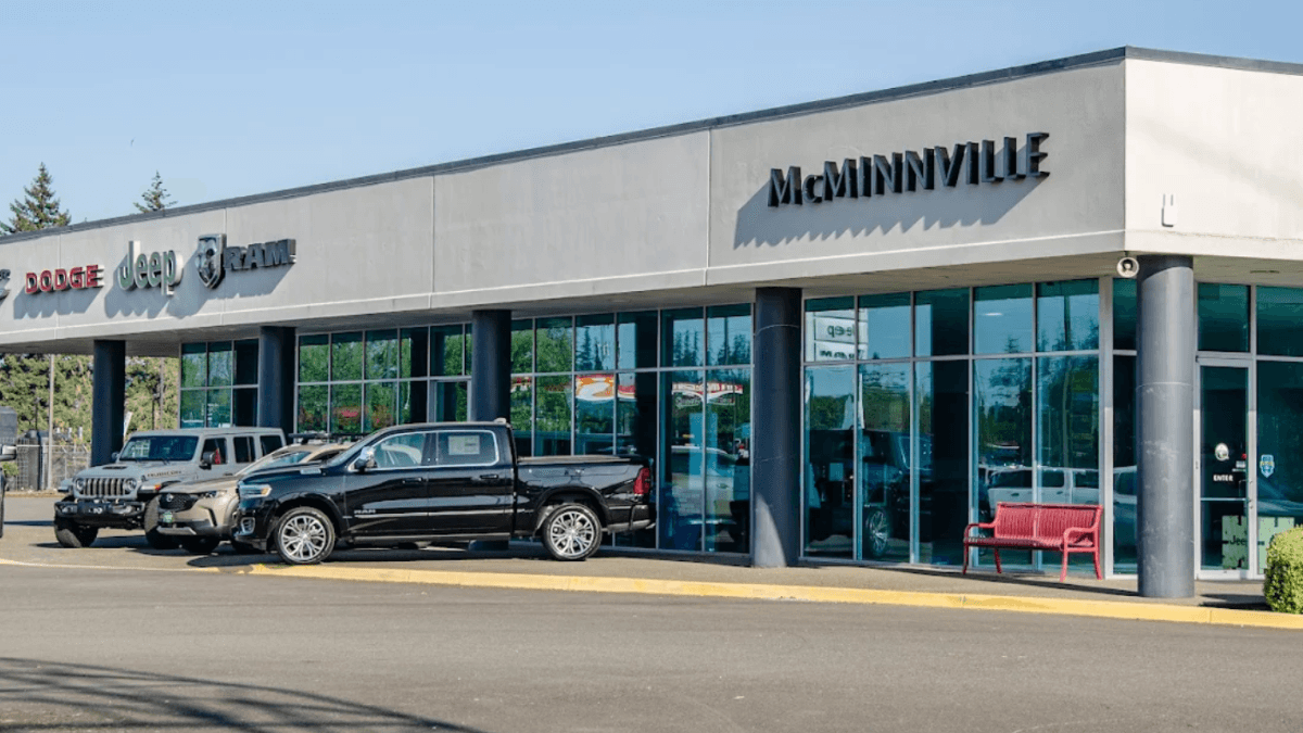 Shop at McMinnville Jeep RAM for CLEAR Benefits in Yamhill County, OR