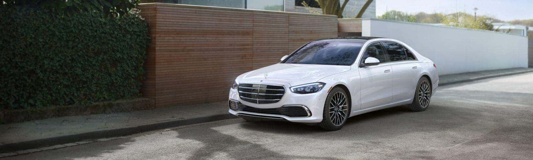 2022 Mercedes-Benz S-Class vs BMW 7 Series
