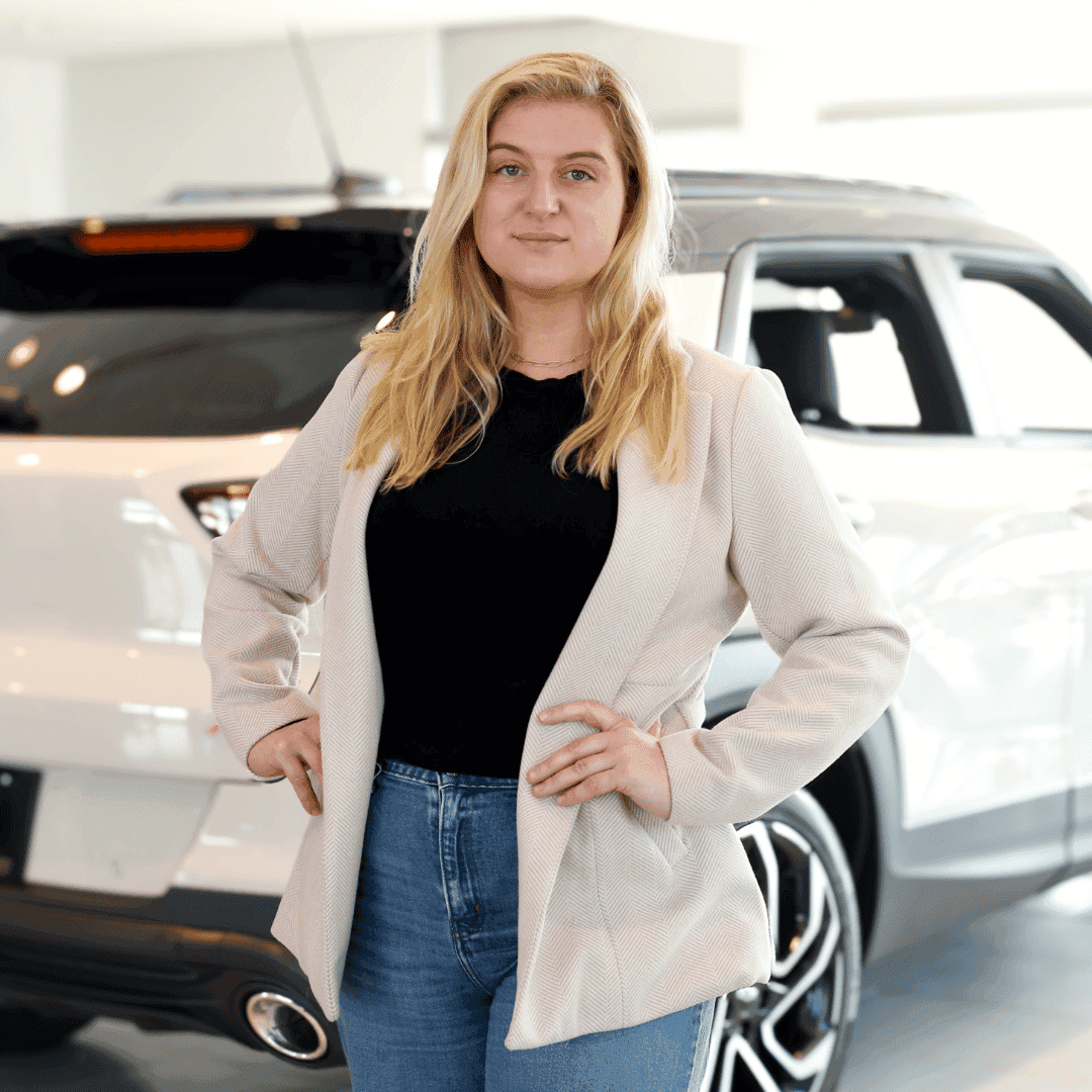 Madison Mcmahon, Human Resources Director
