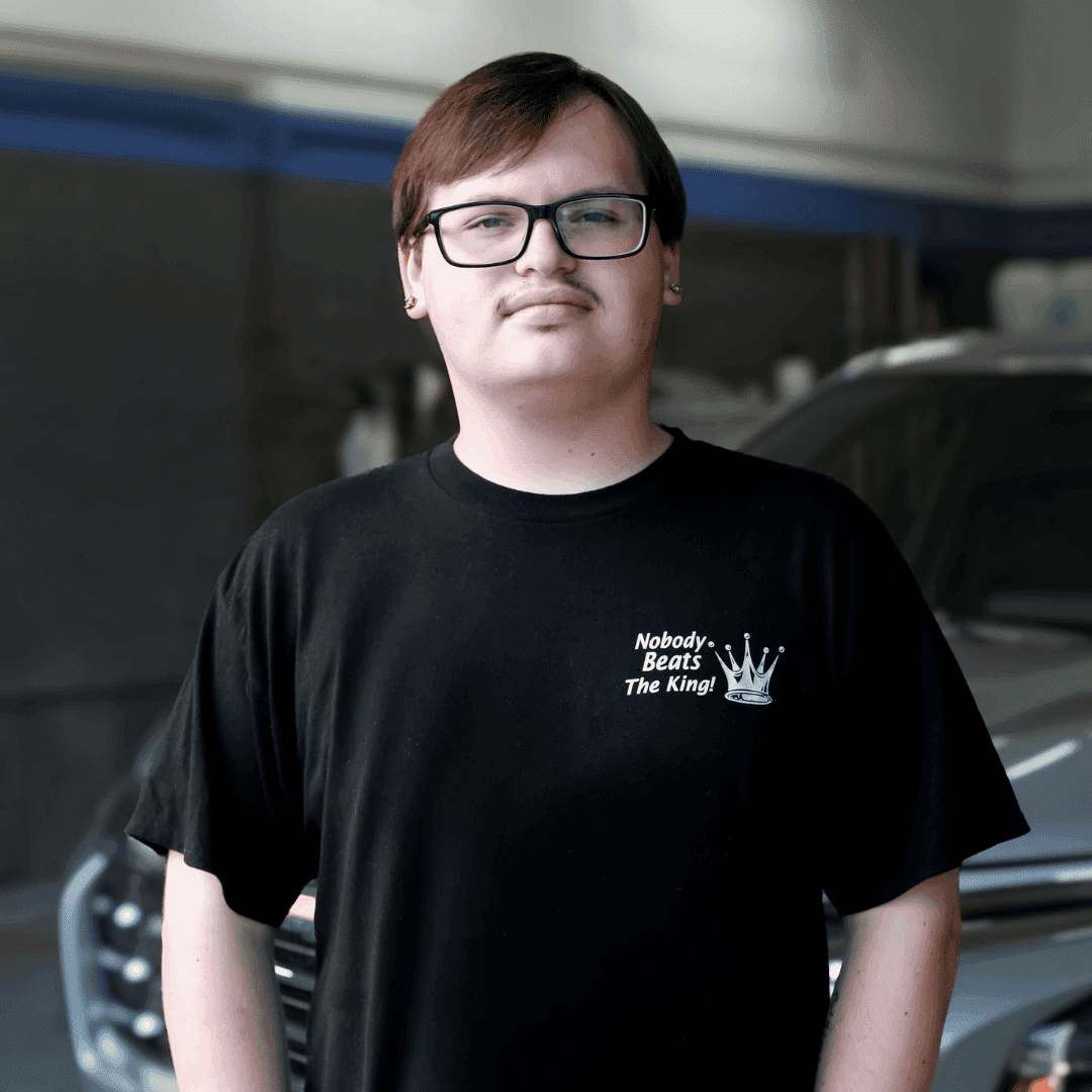 Mason Simone, Auto Detailer
