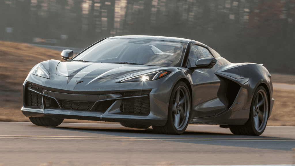 2024-chevrolet-corvette-e-ray