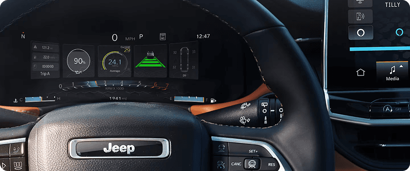 AVAILABLE 10.25-INCH DIGITAL CLUSTER DISPLAY