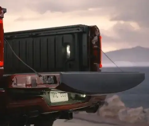Remote power tailgate lowering on the 2027 RAM 1500