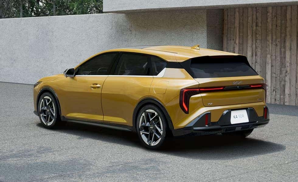 2025 Kia K4 Hatchback vs. Sedan: Interior Features | Tom Kadlec Kia