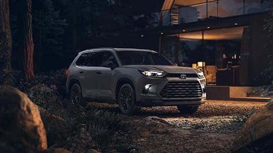 a brand new 2026 toyota grand highlander hybrid